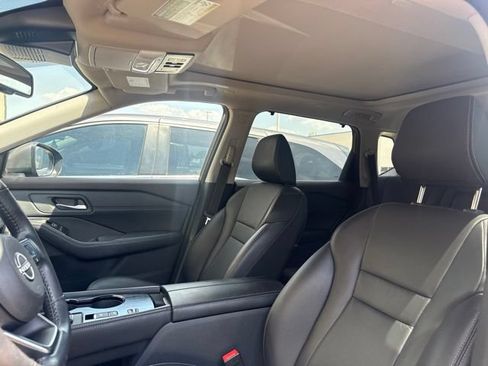 Used 2023 Nissan Rogue SL w/ SL Premium Package FWD image 11