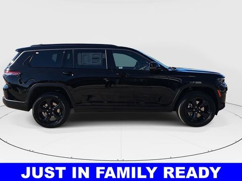 New 2026 Jeep Grand Cherokee L Limited w/ Limited Altitude Package AWD/4WD image 2