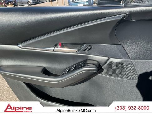 Used 2025 MAZDA CX-30 AWD 2.5 S w/ Preferred Package image 18