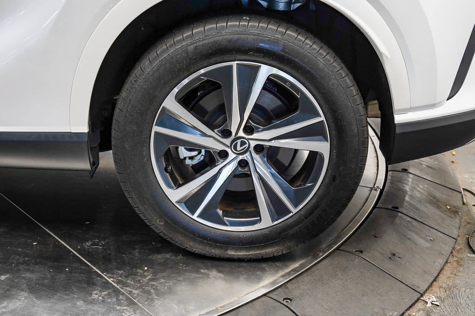 Used 2024 Lexus RX 350 FWD w/ Technology Package image 10