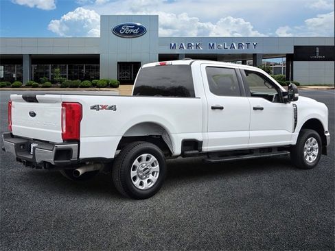 Certified 2024 Ford F250 XLT image 5
