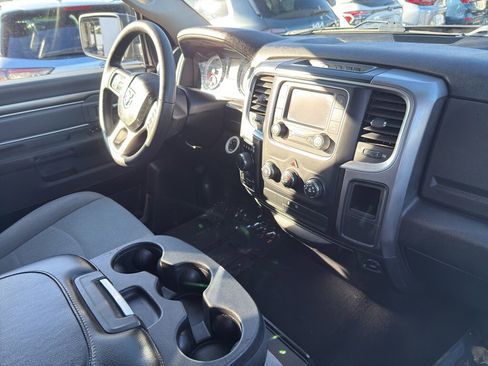 Used 2021 RAM 1500 Classic SLT image 19