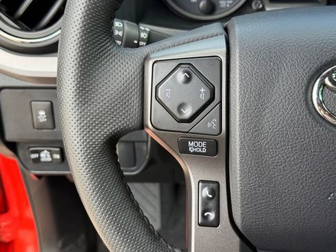 Used 2023 Toyota Tacoma TRD Pro AWD/4WD image 19