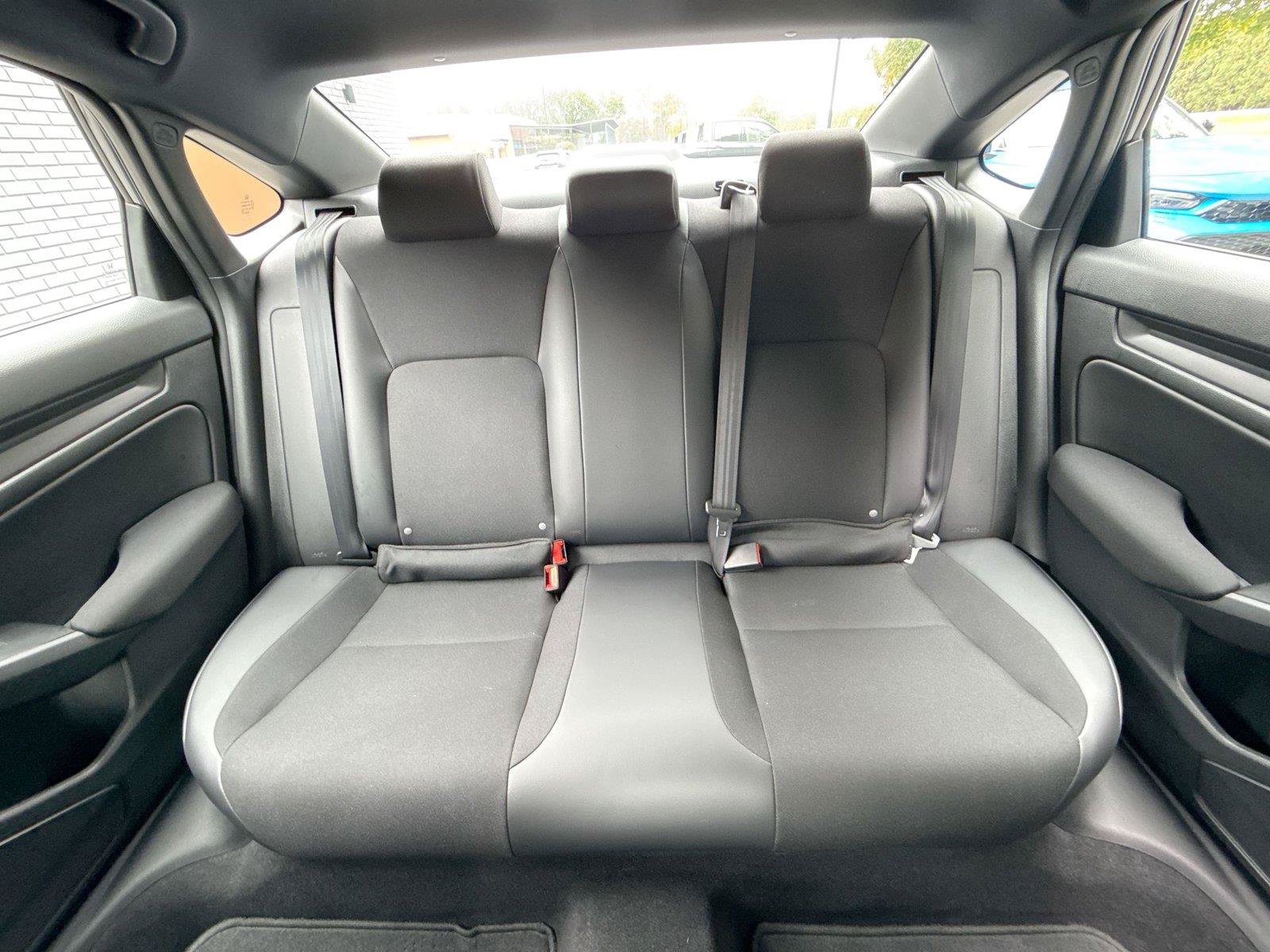 Used 2024 Honda Civic Sport image 15