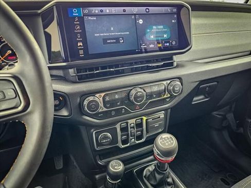 Certified 2024 Jeep Wrangler Sport S image 20