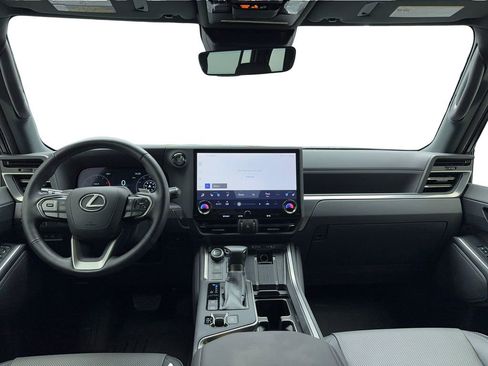 Used 2025 Lexus GX 550 w/ Accessory Package (Z1) image 23