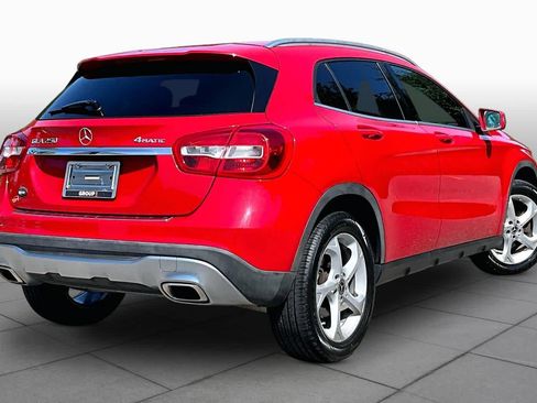 Used 2018 Mercedes-Benz GLA 250 4MATIC image 13