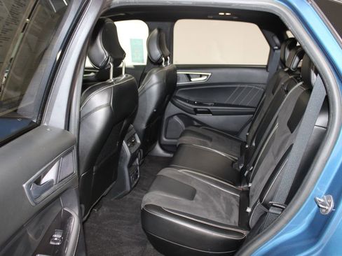 Used 2019 Ford Edge ST w/ Equipment Group 401A image 26