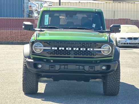 Used 2023 Ford Bronco Wildtrak image 10