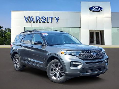 Certified 2023 Ford Explorer XLT w/ Equipment Group 202A AWD/4WD image 1