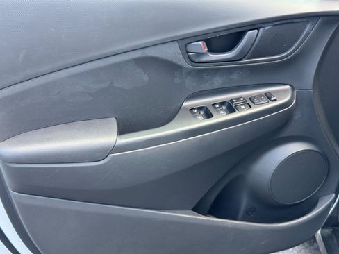 Used 2019 Hyundai Kona SEL FWD image 14
