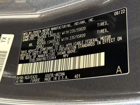 Used 2022 Toyota Highlander XSE FWD image 28