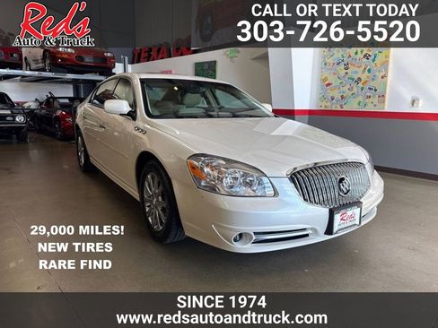 Used 2011 Buick Lucerne CXL image 1