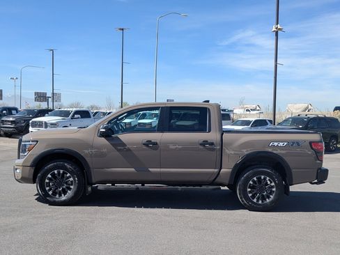 Used 2024 Nissan Titan PRO-4X w/ Pro-4x Convenience Package image 3