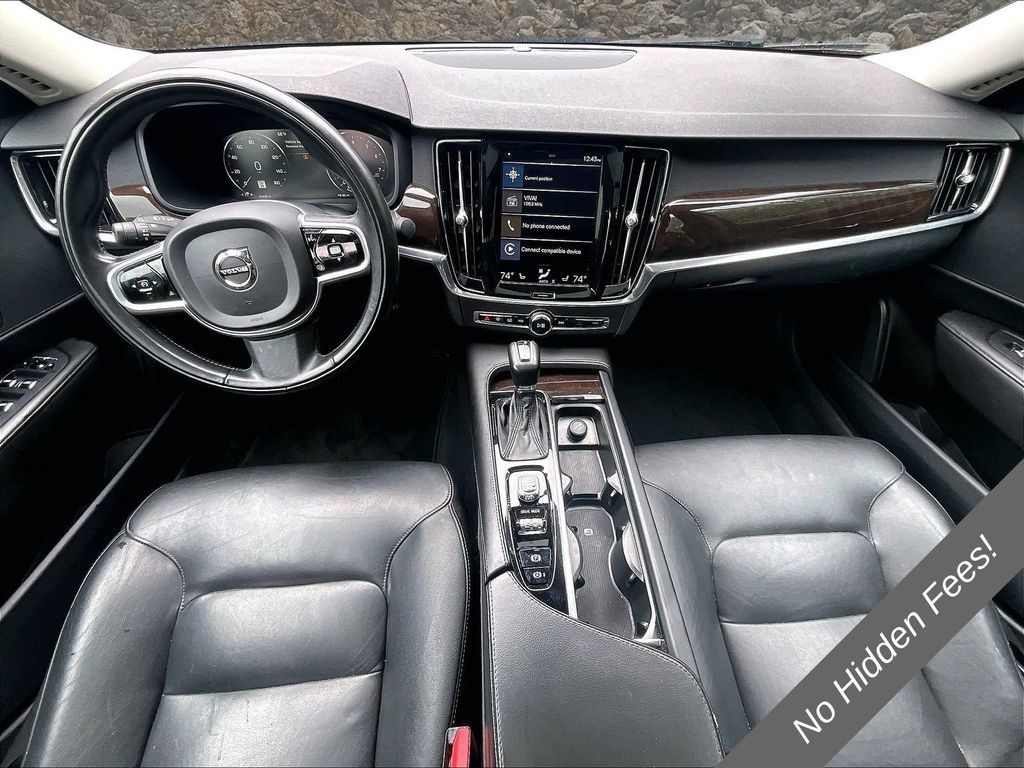 Used 2019 Volvo S90 T5 Momentum FWD image 14