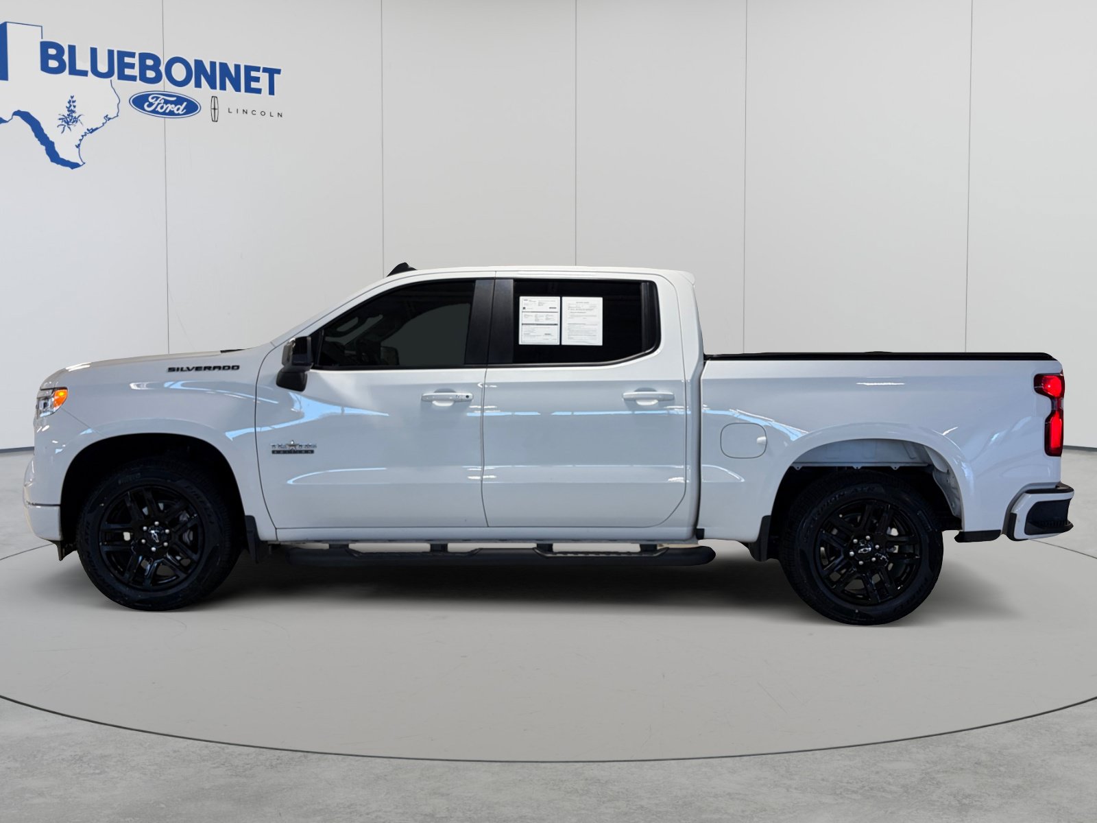 Used 2024 Chevrolet Silverado 1500 RST w/ Texas Edition Plus RWD image 8