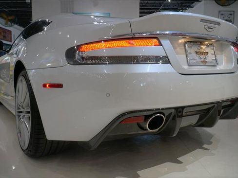 Used 2012 Aston Martin DBS CARBON image 10