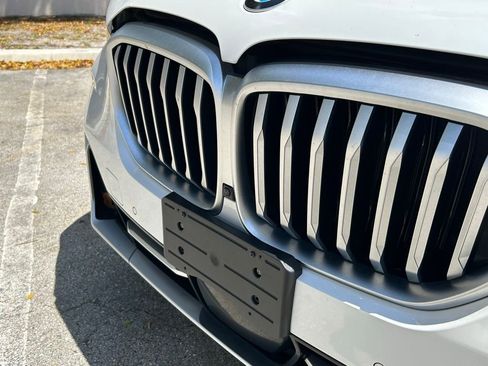 Used 2024 BMW X5 xDrive40i image 32