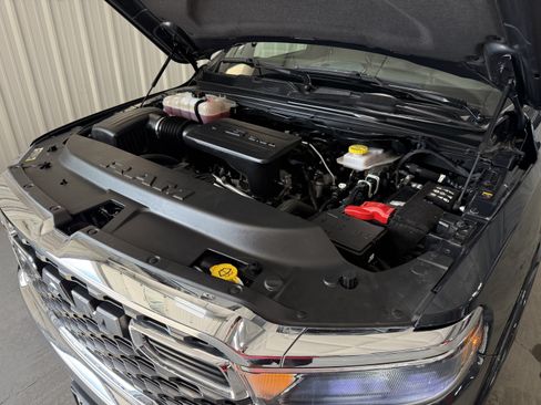 Used 2025 RAM 1500 Big Horn AWD/4WD image 15