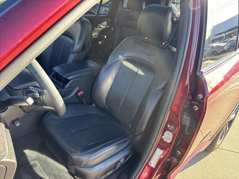 Used 2024 Jeep Grand Cherokee Overland image 21