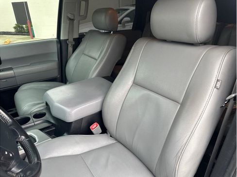 Used 2011 Toyota Sequoia Limited image 13