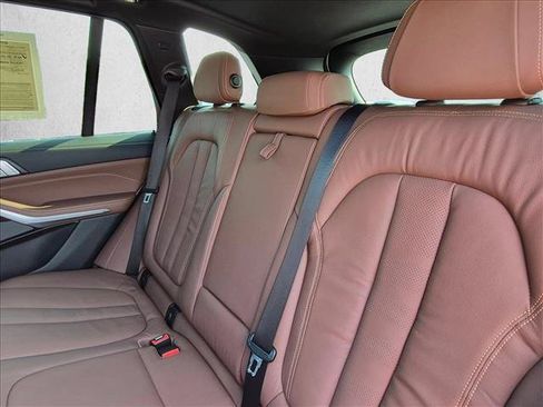 Used 2019 BMW X5 xDrive40i AWD/4WD image 24