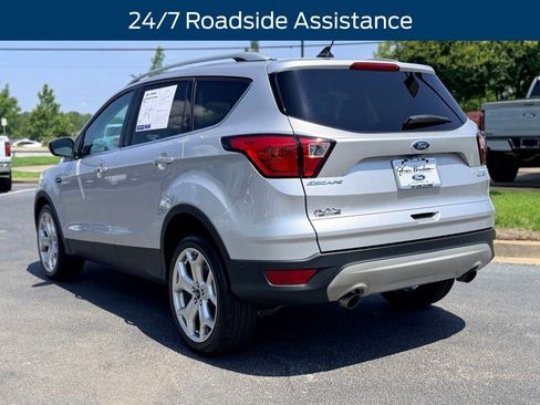 Used 2019 Ford Escape Titanium AWD/4WD image 5