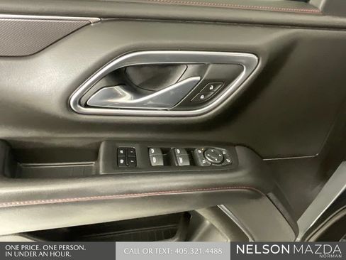 Used 2021 Chevrolet Tahoe RST w/ Luxury Package AWD/4WD image 17