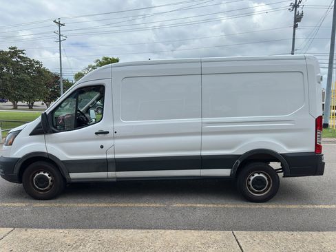 Used 2023 Ford Transit 250 Medium Roof w/ Load Area Protection Package RWD image 7