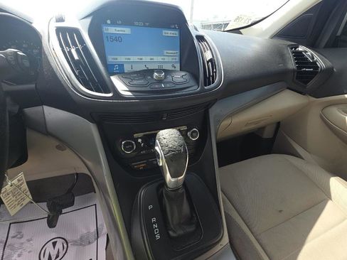 Used 2016 Ford Escape SE w/ Equipment Group 201A image 12