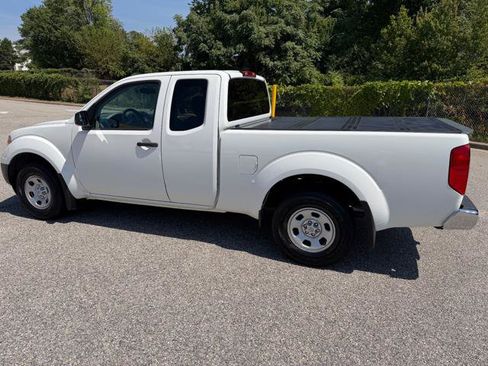 Used 2019 Nissan Frontier S RWD image 7