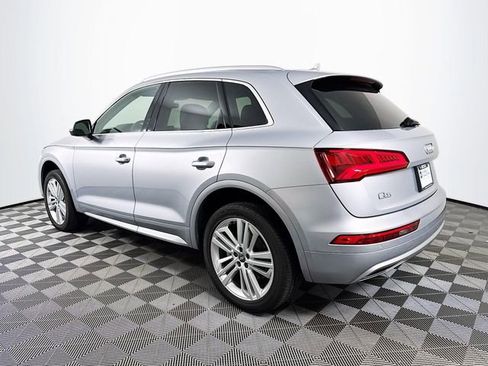 Used 2018 Audi Q5 2.0T Premium Plus w/ Premium Plus Package image 4