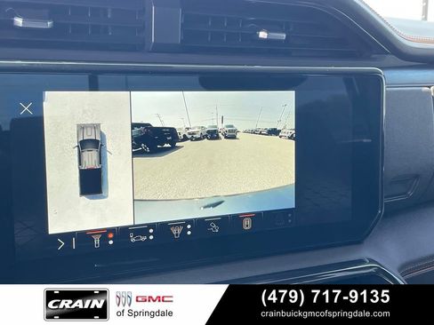 Used 2024 GMC Sierra 2500 AT4 w/ AT4 Premium Plus Package AWD/4WD image 18