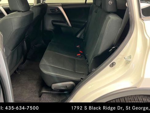 Used 2018 Toyota RAV4 LE w/ All Weather Liner Package image 21