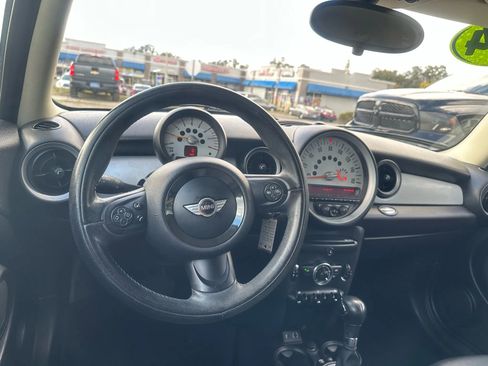Used 2014 MINI Cooper Clubman image 12