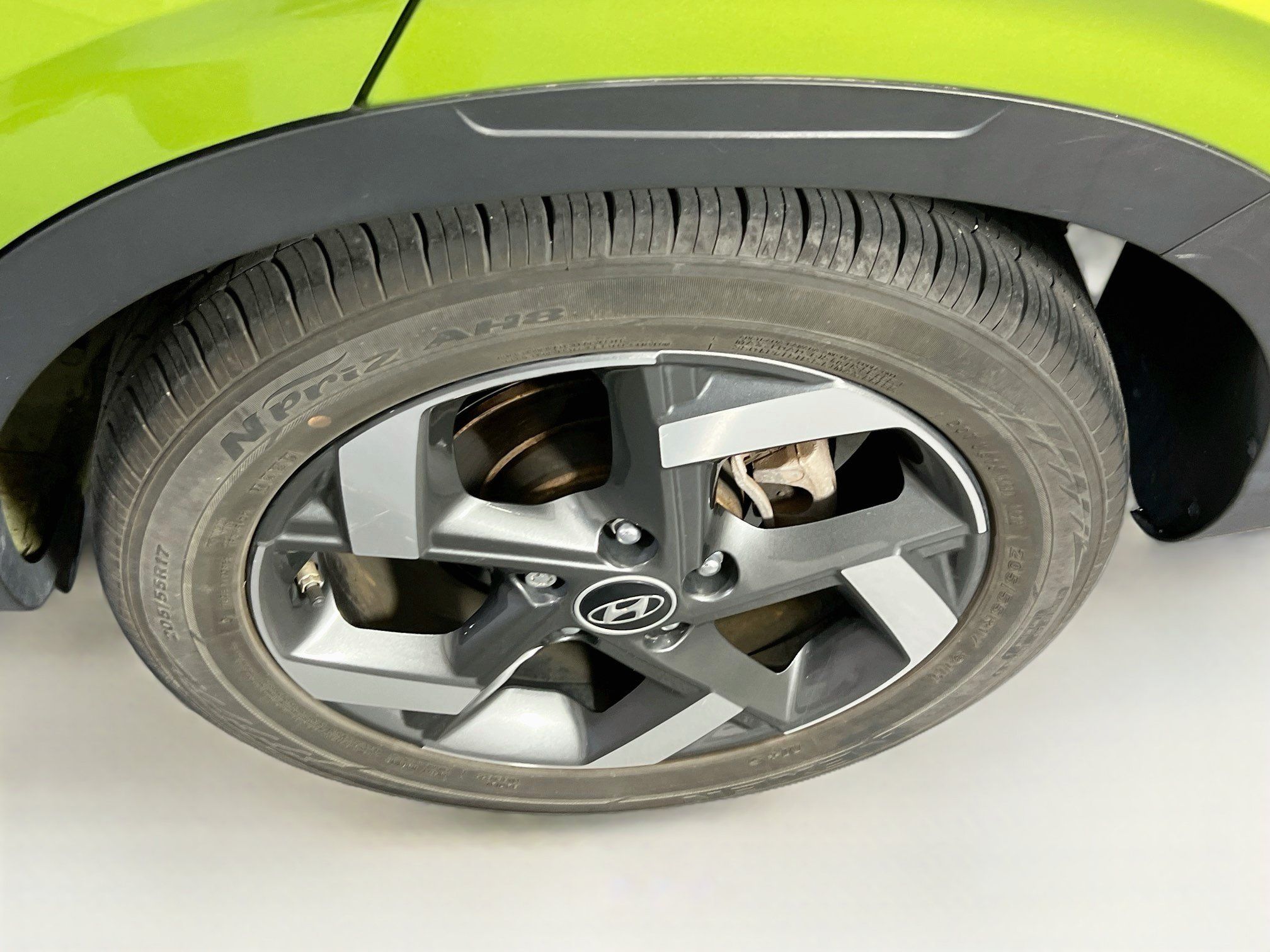 Used 2023 Hyundai Venue SEL FWD image 29