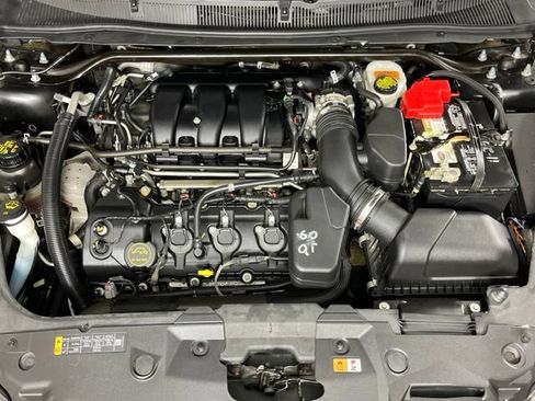 Used 2018 Ford Taurus Police Interceptor AWD image 8