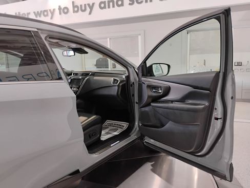 Used 2023 Nissan Murano SV w/ SV Midnight Edition Package FWD image 49