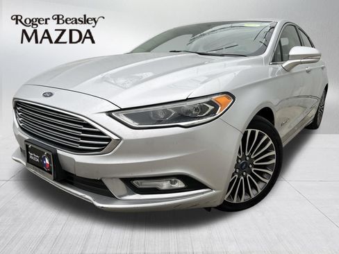 Used 2017 Ford Fusion Titanium FWD image 1