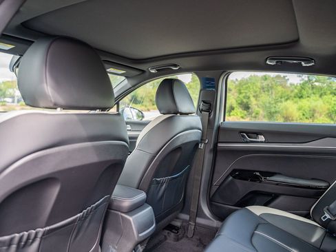 New 2026 Kia K5 GT-Line image 11