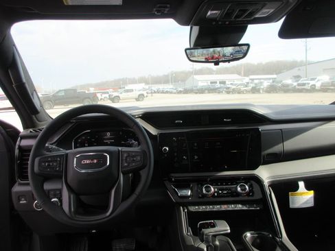 New 2026 GMC Sierra 1500 AT4X AWD/4WD image 17