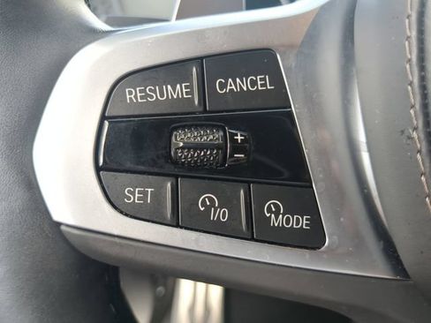 Used 2024 BMW X7 xDrive40i w/ M Sport Package AWD/4WD image 34