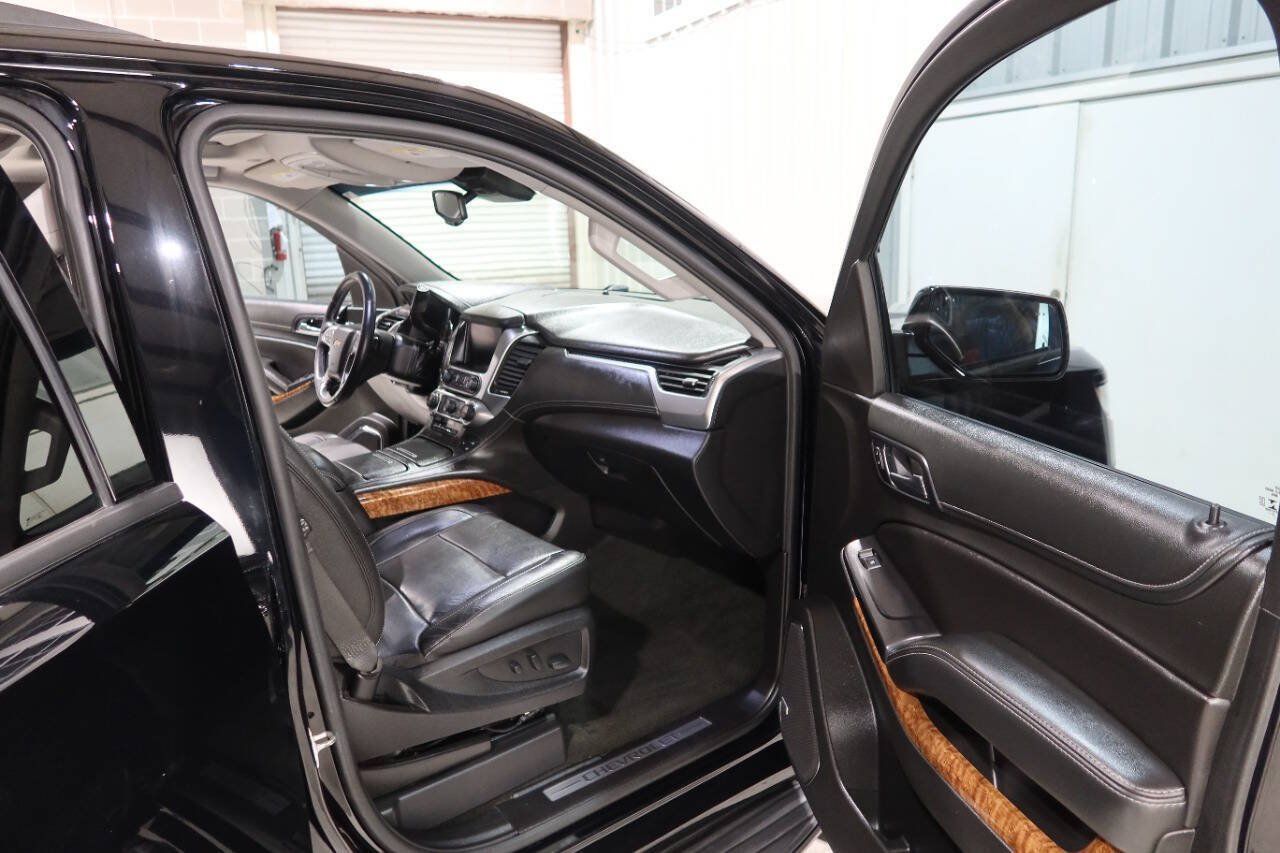 Used 2018 Chevrolet Tahoe Premier RWD image 12