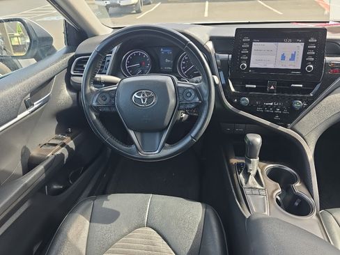Certified 2022 Toyota Camry SE FWD image 17