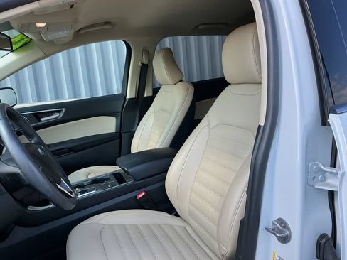 Used 2023 Ford Edge SEL w/ Convenience Package AWD/4WD image 9
