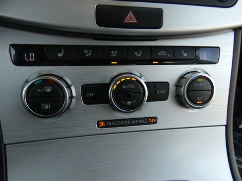 Used 2014 Volkswagen CC Sport image 67