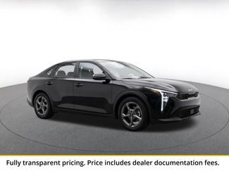Used 2025 Kia K4 FWD video 1