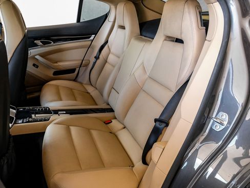 Used 2016 Porsche Panamera Edition w/ Premium Package Plus RWD image 40