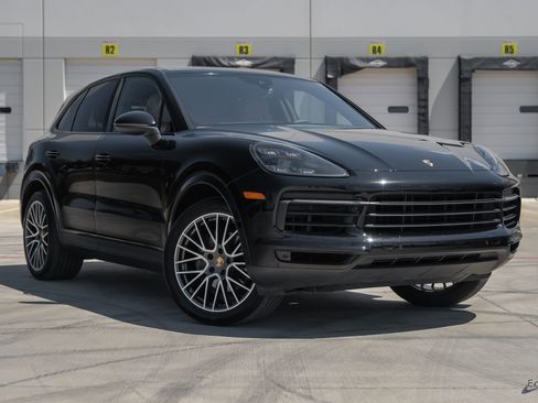 Used 2019 Porsche Cayenne AWD/4WD image 10