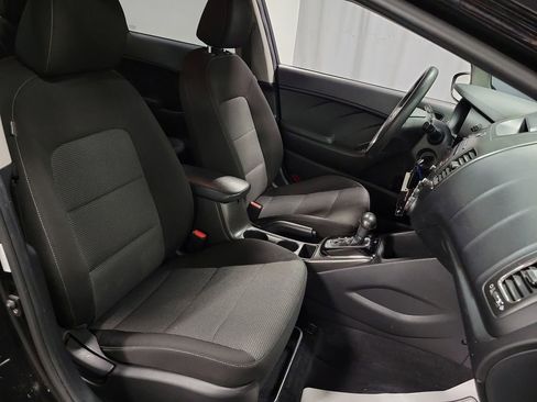 Used 2018 Kia Forte LX image 24